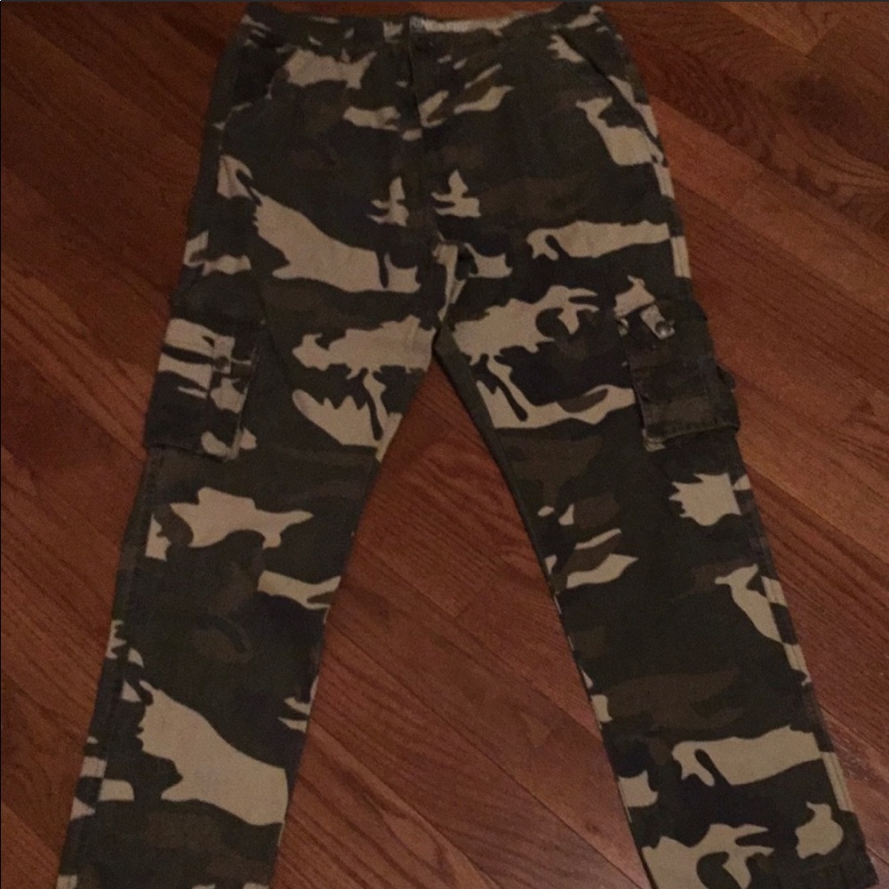 Camouflage men’s cargo pants by Ring of fire brand
